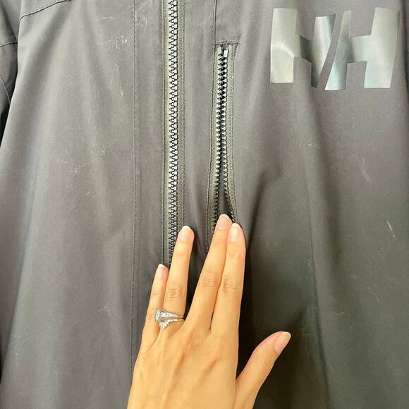 Helly Hansen – Black Primaloft Insulated Hooded Ski Jacket - Picture 6 of 11